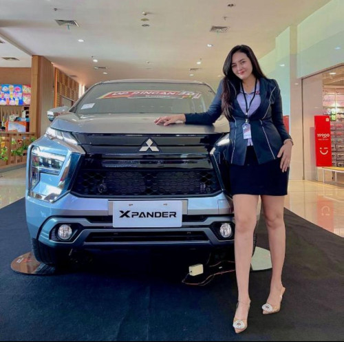 Sales Mobil  Mitsubishi Demak 